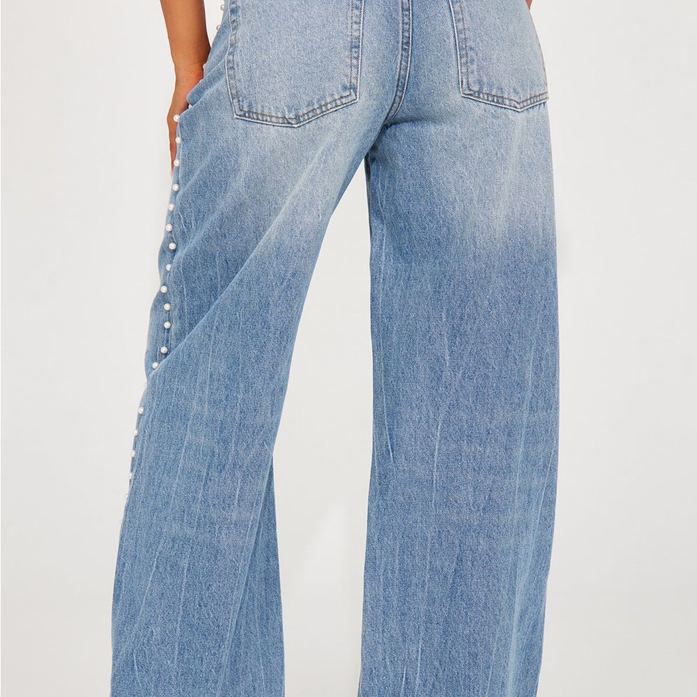 High Rise Light Blue Jeans with Pearl Detailing